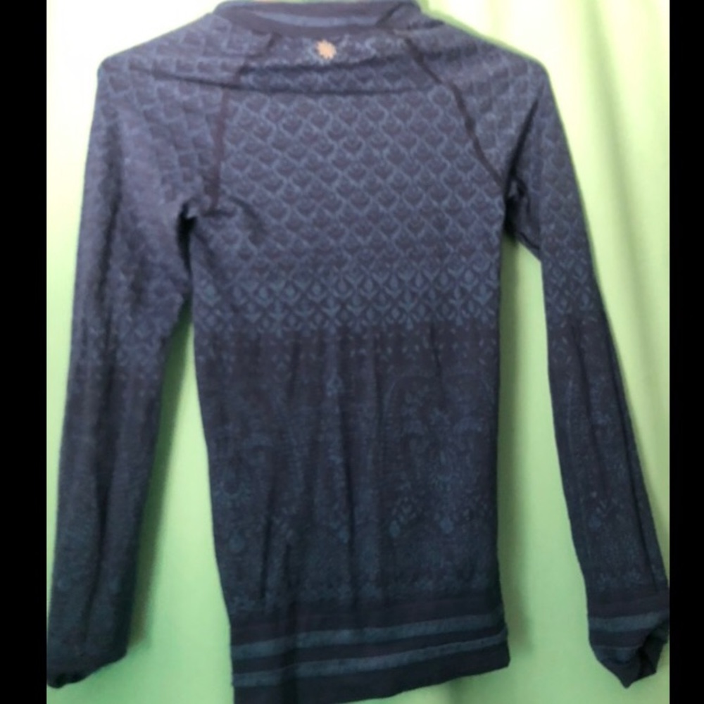 blue athleta half zip jacket
